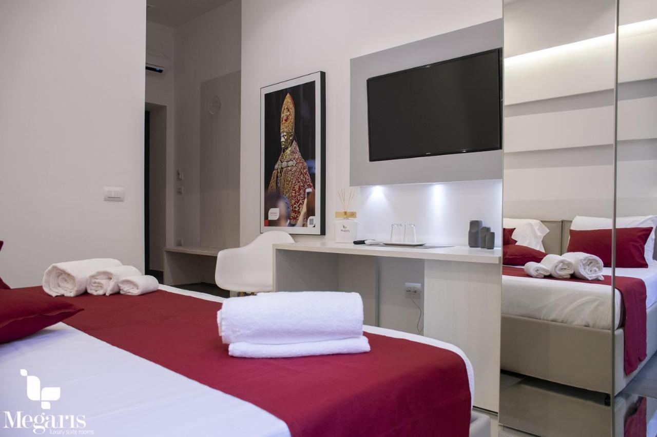 Megaris Luxury Suite Rooms Naples Extérieur photo