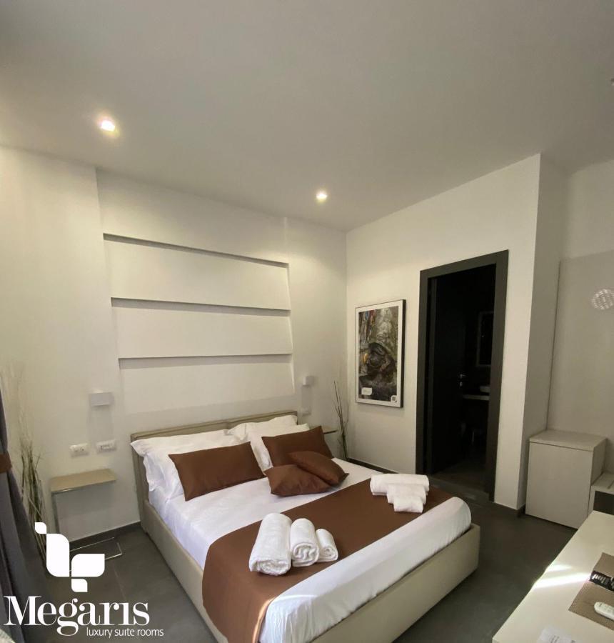 Megaris Luxury Suite Rooms Naples Extérieur photo