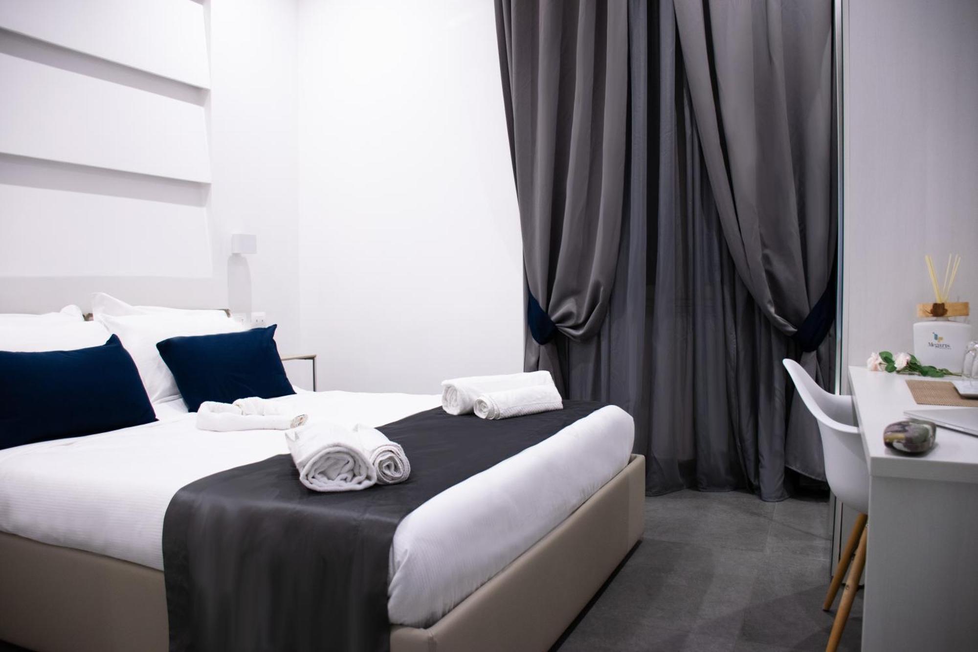 Megaris Luxury Suite Rooms Naples Extérieur photo