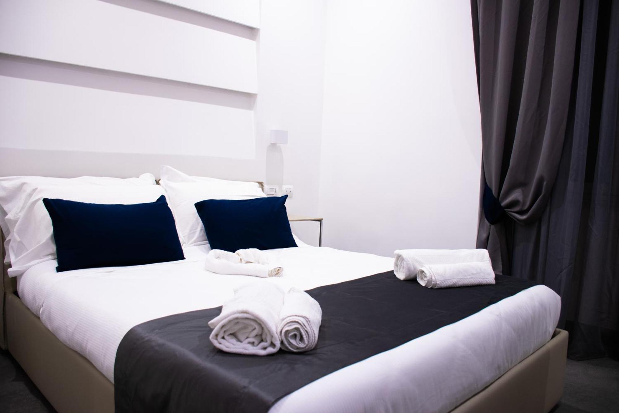 Megaris Luxury Suite Rooms Naples Extérieur photo