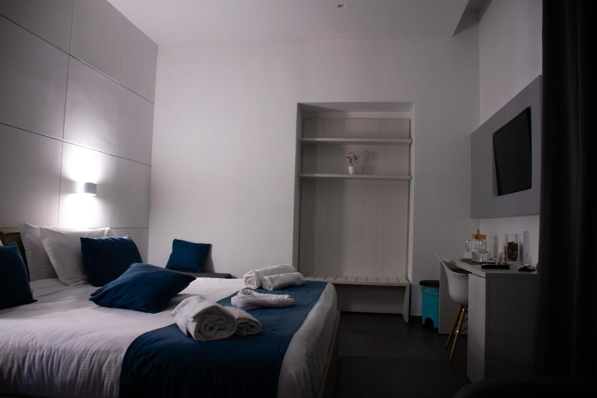 Megaris Luxury Suite Rooms Naples Extérieur photo
