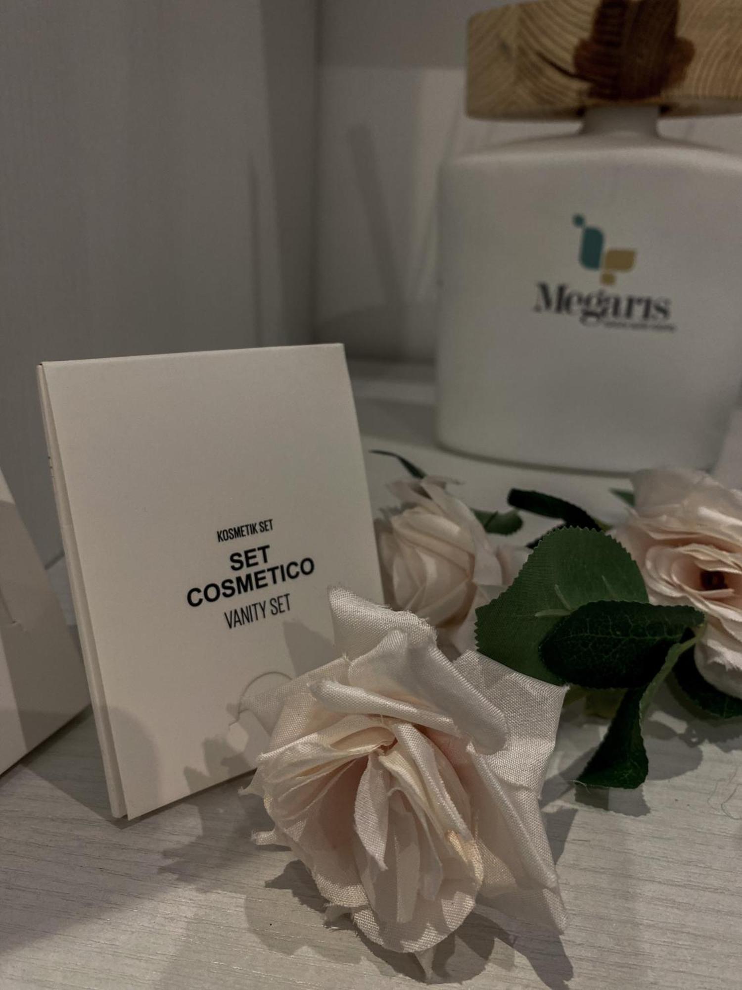 Megaris Luxury Suite Rooms Naples Extérieur photo